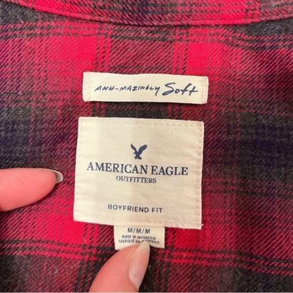 BUNDLE: 2 sweaters, a flannel, and a sweater - Picture 8 of 16